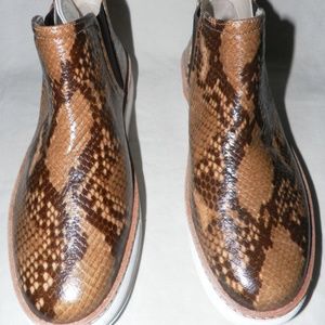 Zara Leather Snakeskin Print High Top Shoe